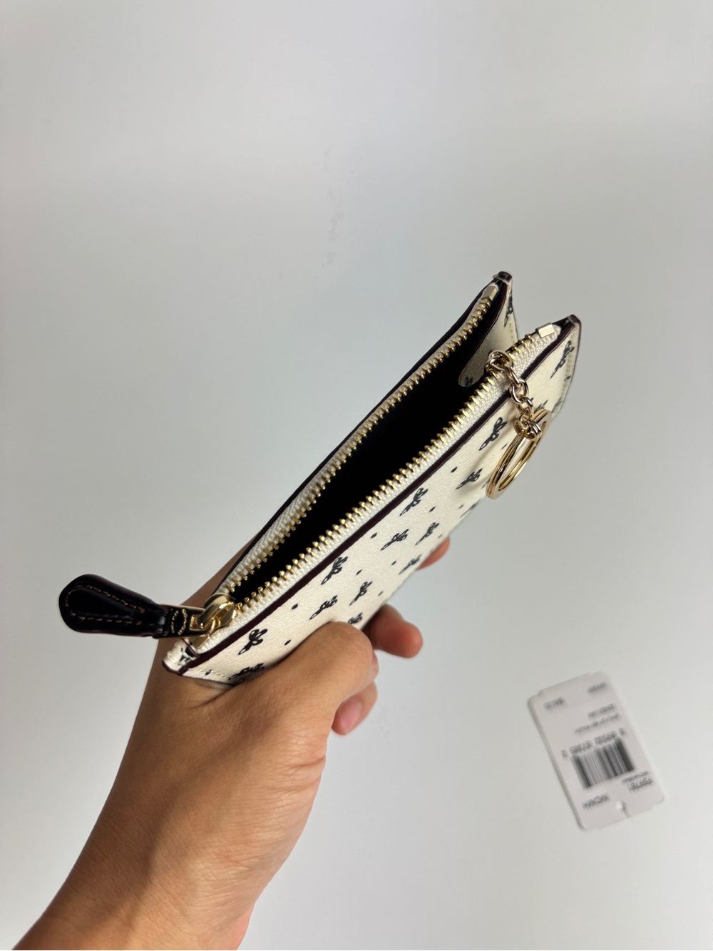 Coach Women Zip Card Case Wallet - Picture 4 of 5
